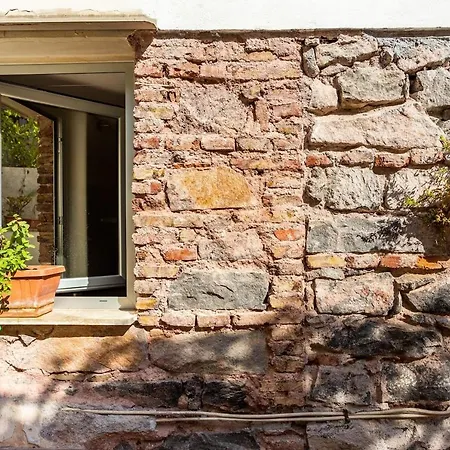 Home Rising Sun - Rooms With Private Bathrooms Catania Exterior photo