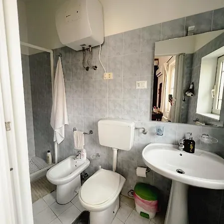 Home Rising Sun - Rooms With Private Bathrooms Catania Exterior photo