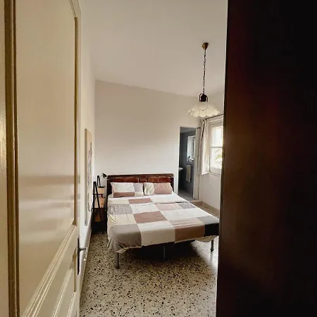 Home Rising Sun - Rooms With Private Bathrooms Catania Exterior photo