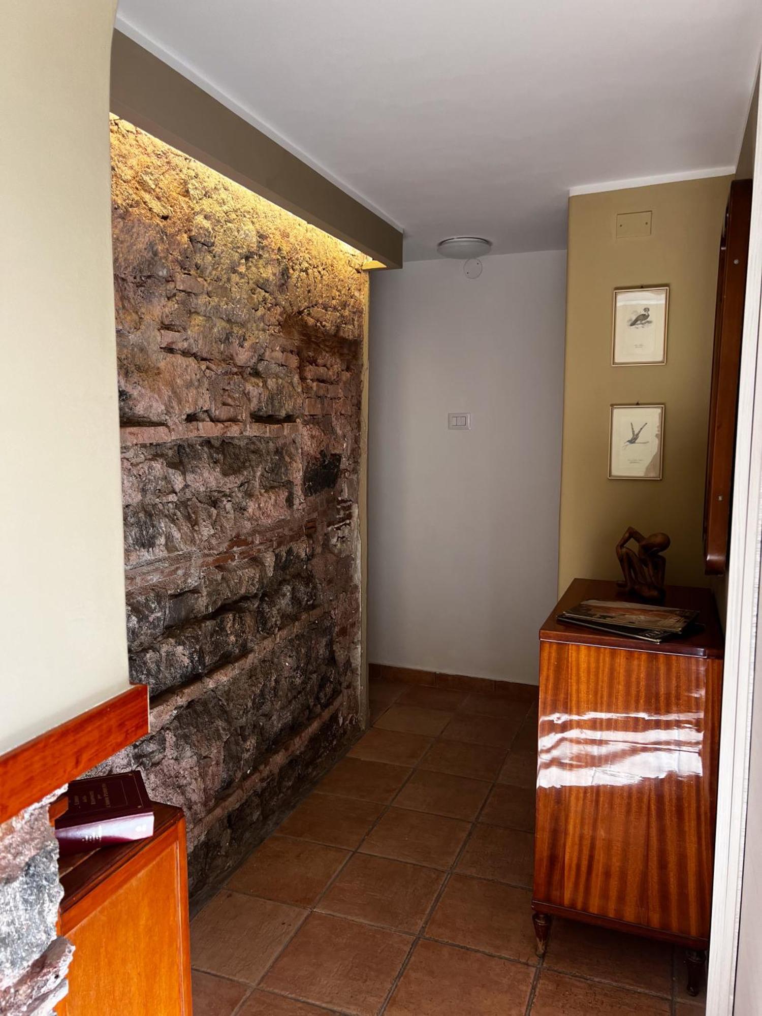 Rising Sun - With Private Bathrooms *