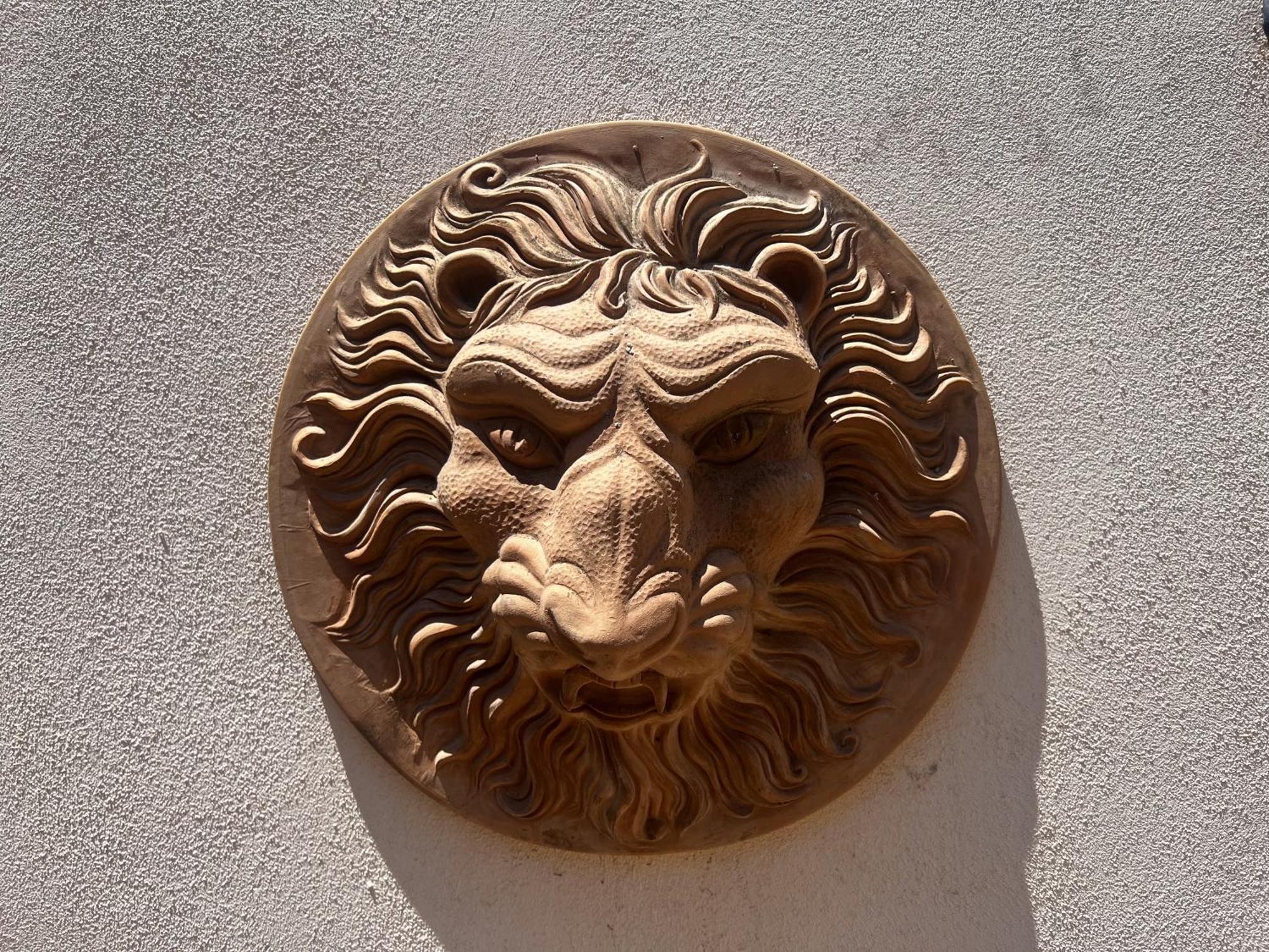 Rising Sun - With Private Bathrooms * Catania
